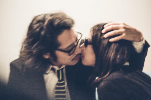 キス