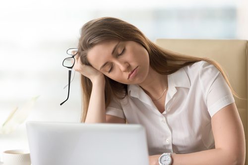 年明け,仕事,だるい,眠気,昼間,睡眠,コツ,対策