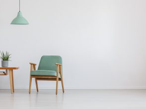 オリーブグリーン