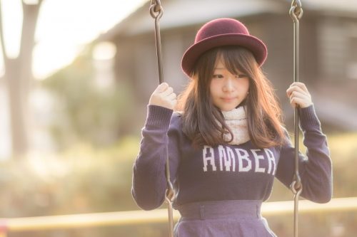 悩む女性,心理テスト,相性,好きなタイプ,恋愛