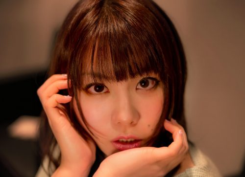 驚く彼女