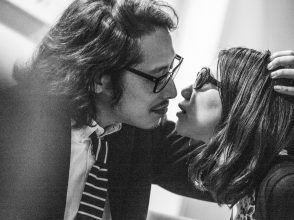 キス