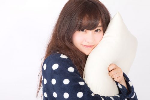 寝る前の女子