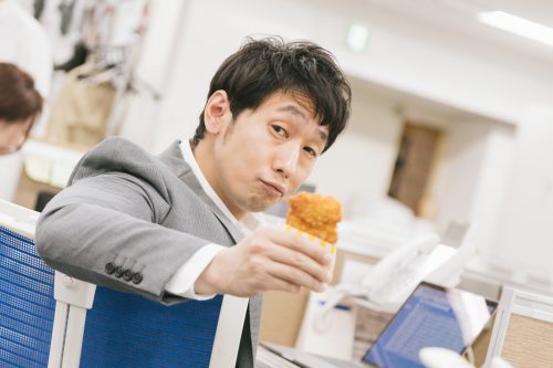 デリカシーがない男