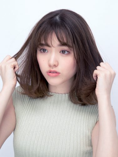 ストレートアイロンでつくる「内外MIX巻き」