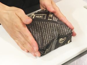 小包のような形
