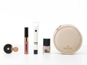 MARY QUANT(マリークヮント)/ドレスト ヌード メークアップ セット(¥6,500)