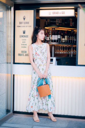 花柄マキシワンピで晴れの日を満喫♡コーデ