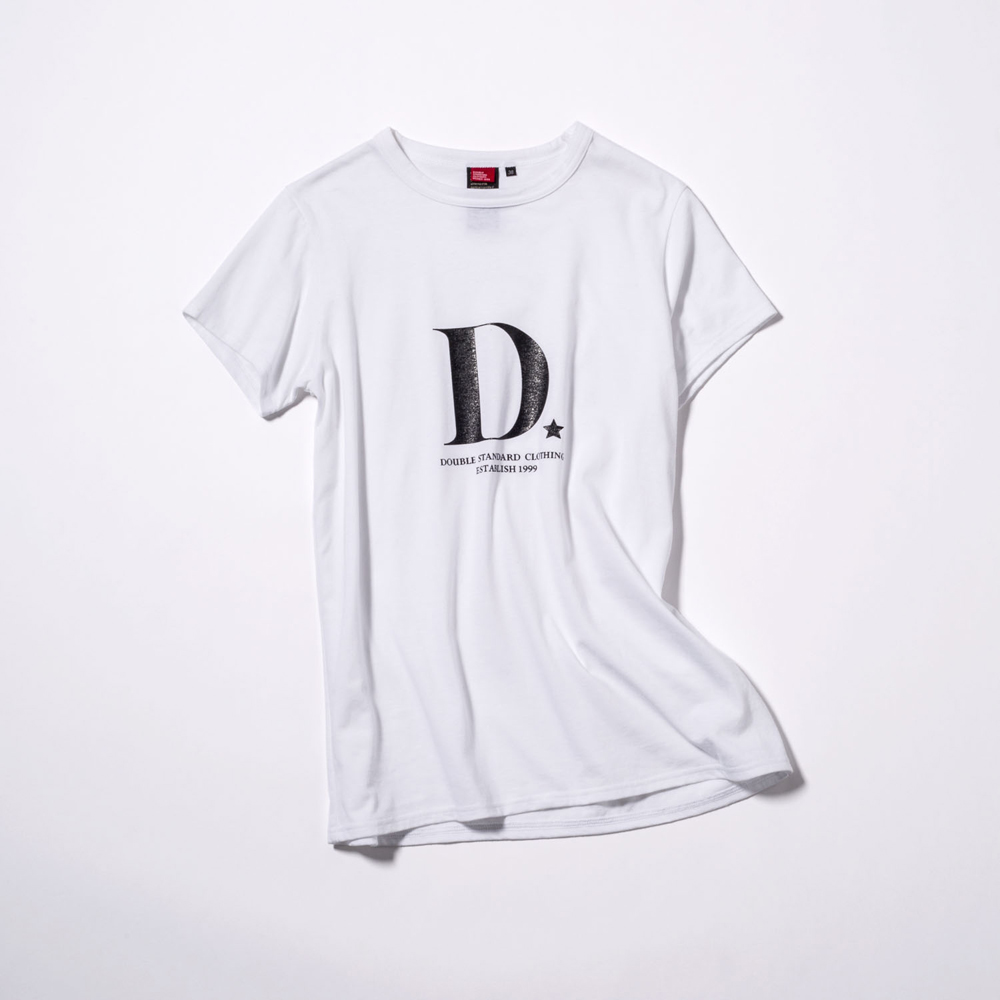 紺ジャケ・Tシャツ・デニムで魅せる男前カジュアルコーデ