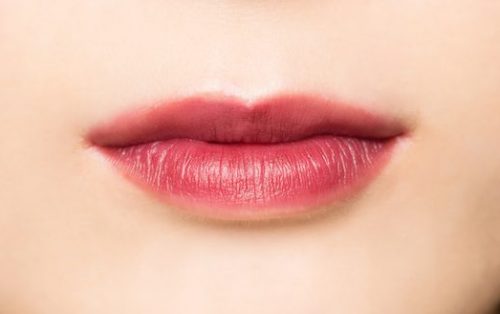 シュウウエムラのリップ