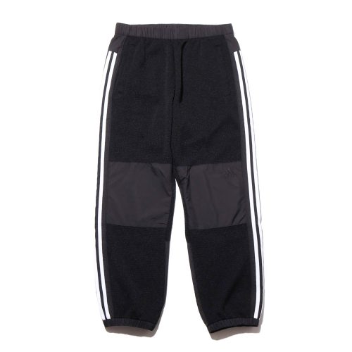 肉感のあるダブルニットを使用した“MHBPANTS”