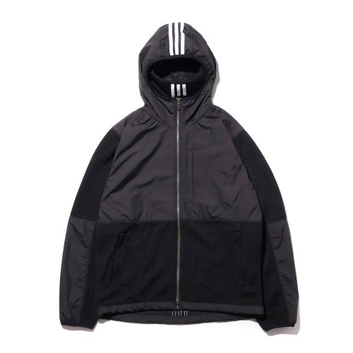 肉感のあるダブルニットを使用した“MHBJACKET”