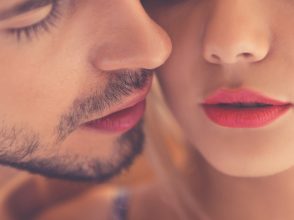 キス