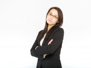 女性