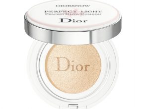 DiorsnowPerfectGlowCushion15g_L4_F39スノーパーフェクトライトクッション 全7色(内000 プリズム シェードは色限定色) 8,500円(税抜)