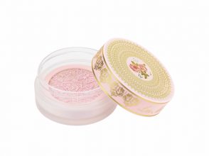 イルミネイティング フェイス パウダー 6,000円(税抜)限定発売