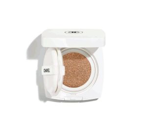 シャネル_ル ブラン クッション 全5色 7,500円 (税抜) 6,200円 (税抜)