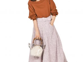 堀田茜、2019春夏トレンド、ツイードスカート