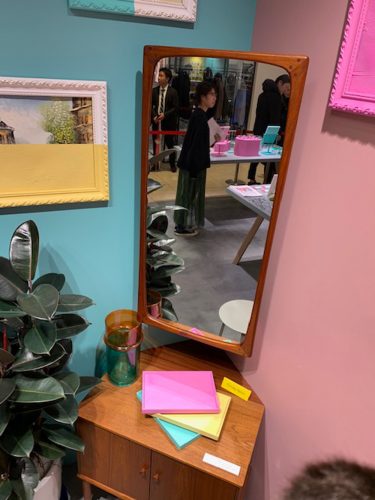 JINS　店内鏡