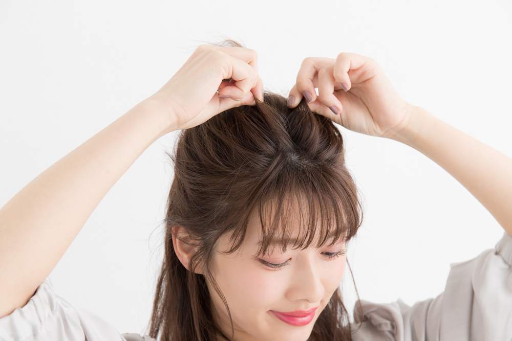 高めお団子＋ヘアアクセでオシャレに♡