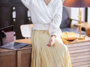 堀田茜、ロングカート、シフォンスカート