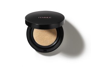 FEMMUE_EVERGLOWCUSHION_1