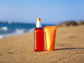 日焼け止めか制汗剤か