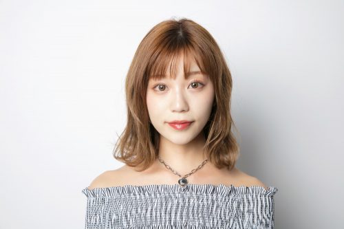 変身メイク