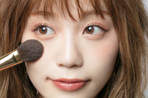 変身メイク
