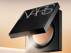 NARS ナチュラルラディアント ロングウェア クッションファンデーション SPF50/PA+++ 全6色 各6,300円(税抜)(セット価格)