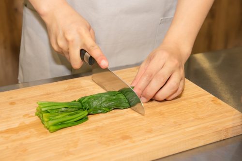 BOYS AND MEN ボイメン 小林豊 ゆたクッキング ナムル 調理中