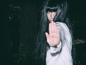 女性