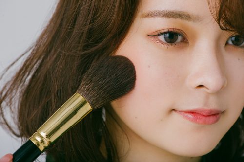 ネオ韓国風メイクにトライ