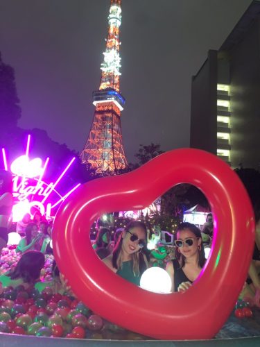 ナイトプール