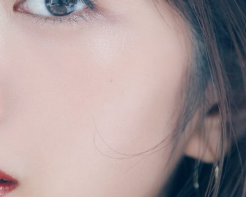 人気ヘア＆メイク・小田切ヒロさんが教える「やさしい色気」顔の作り方