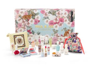 ■【クリスマスコフレ2019】ポール & ジョー/メイクアップ コレクション 2019(¥13,000)