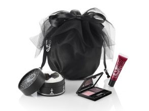 ■【クリスマスコフレ2019】ジルスチュアート／ブラックチュールコレクション（¥5,800）