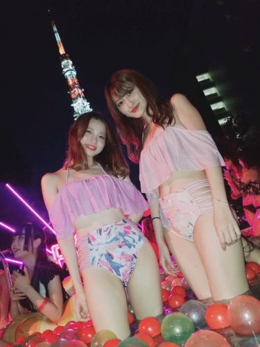 適度なセクシーさが女子ウケも男子ウケも抜群♪【水着スナップ】