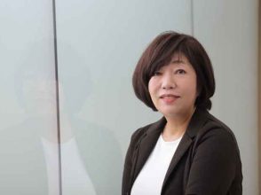 林真理子