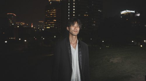 男性