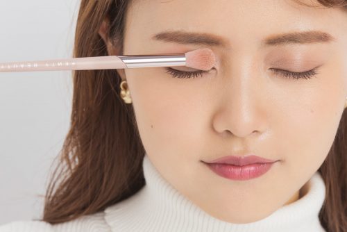 変身メイク