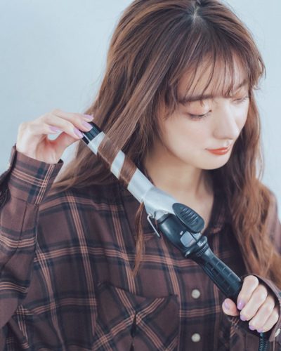 【ゆる巻き×ウェット】鉄板スタイル+αのおしゃカジュヘアアレンジの作り方