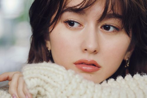 存在するだけでモテちゃう♡令和の「エモ顔」ってなに？