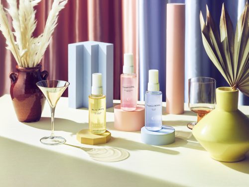 ROSSLYN ROSSLYN ティントフレグランスオイルインミスト 143 Clear Floral、045 White Fruits、235 Purple Woody すべて1,600円（税抜）