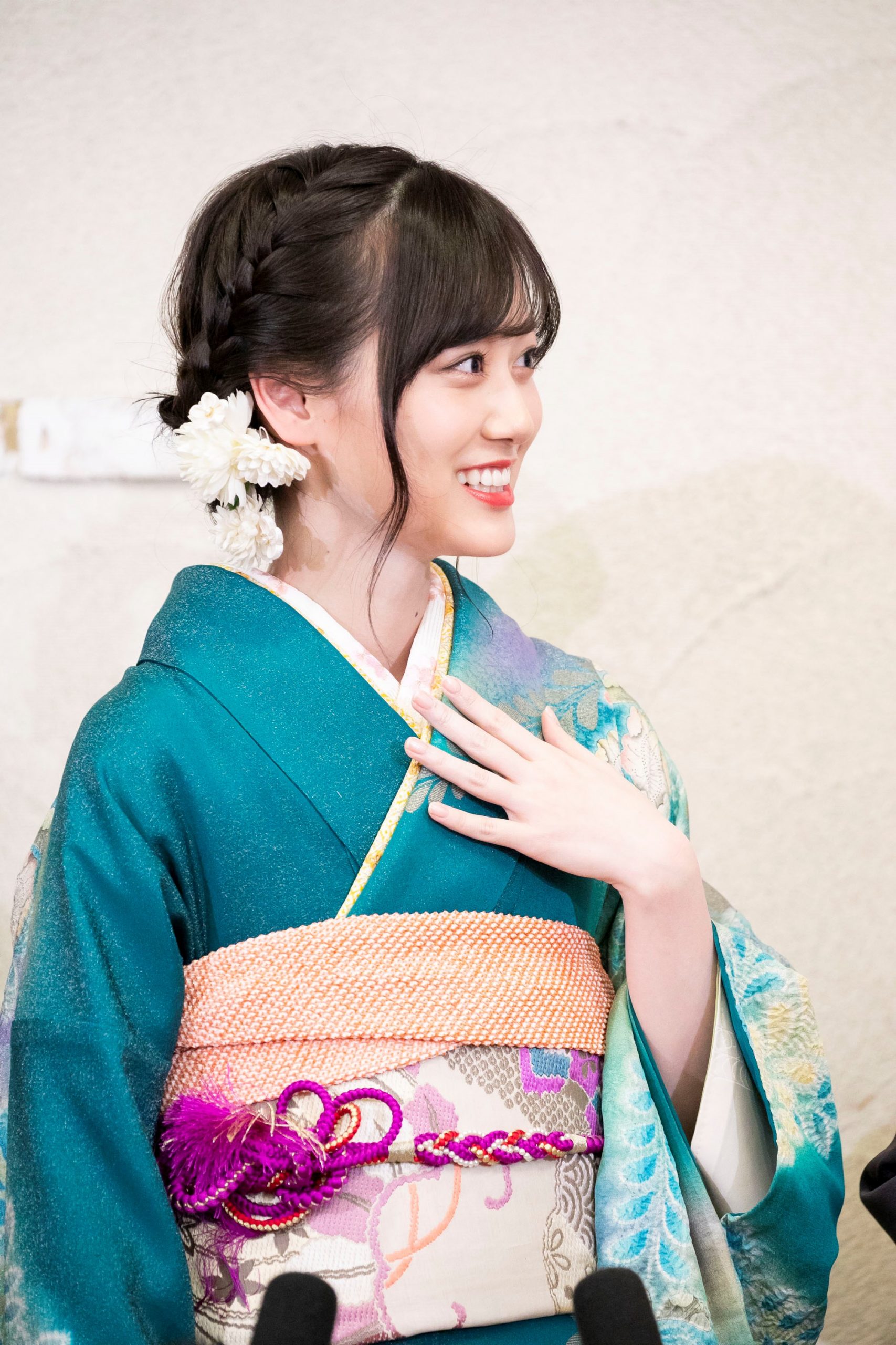 左から大園桃子、山下美月、渡辺みり愛、向井葉月。 - 乃木坂46