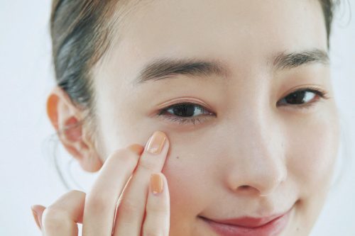 ■毛穴も消える？ノーファンデに使えるコンシーラーの使い方