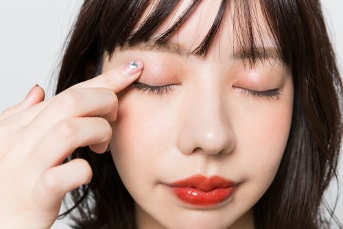 マンネリしがちな普段メイクも見違える！？抜け感を作るコツ【変身メイク】