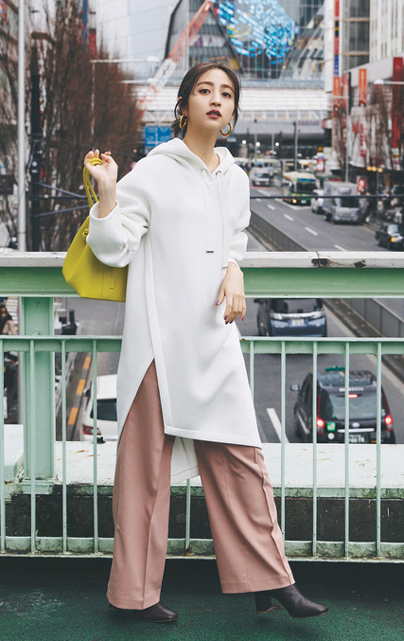 【今日のコーデ】UNIQLOのキレイ色パンツが使える♡大人のゆるリラ着回しコーデ