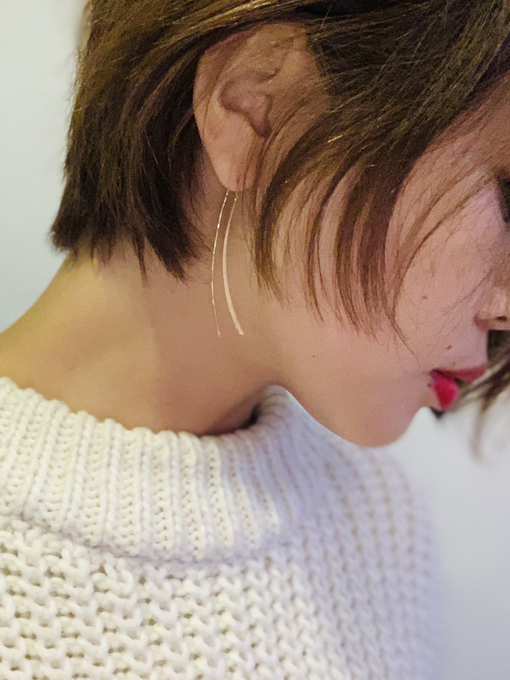 ヘアアクセが映える！ショートヘアをより大人っぽく♪