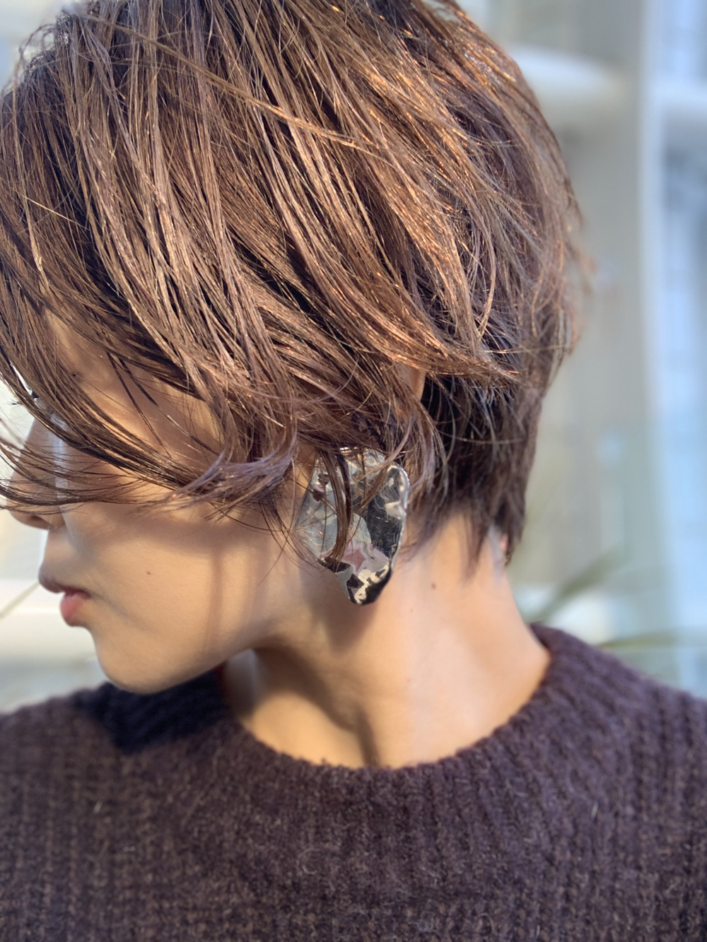 ヘアアクセが映える！ショートヘアをより大人っぽく♪